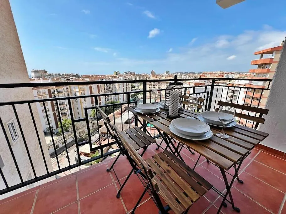 Luminoso Y Magnifico Apartamento De Playa Fuengirola